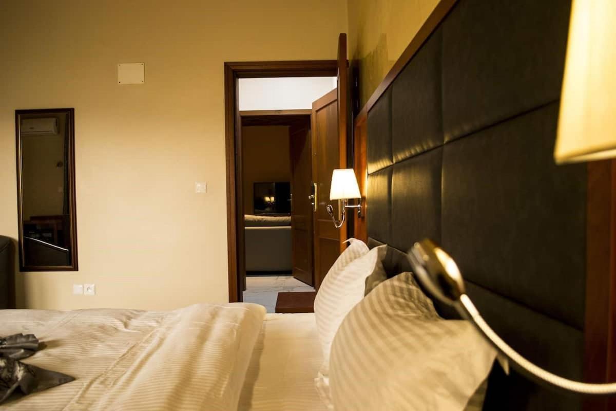 Hotel Jouvence International ياوندي المظهر الخارجي الصورة